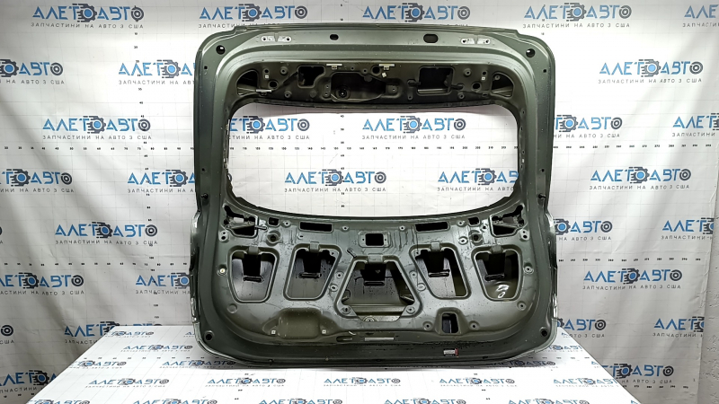 Kia Sportage 23-26 electric trunk door, green JUG, dented, covered in soot