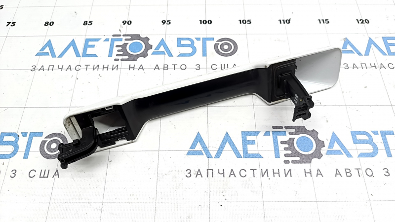 Hyundai Santa Fe 2024-2026 outer rear left door handle