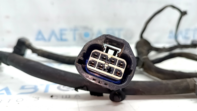 Right electric handbrake and ABS sensor wiring for a Volvo XC60 22-26