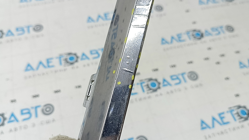 Volvo XC60 22-23 chrome front bumper molding, swollen chrome, bumps