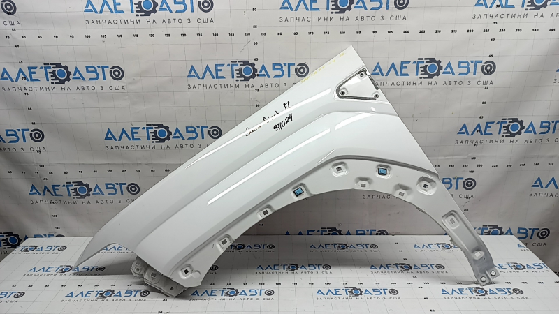 Front left wing for Hyundai Santa Fe 2020-2021 with bracket, white W6H