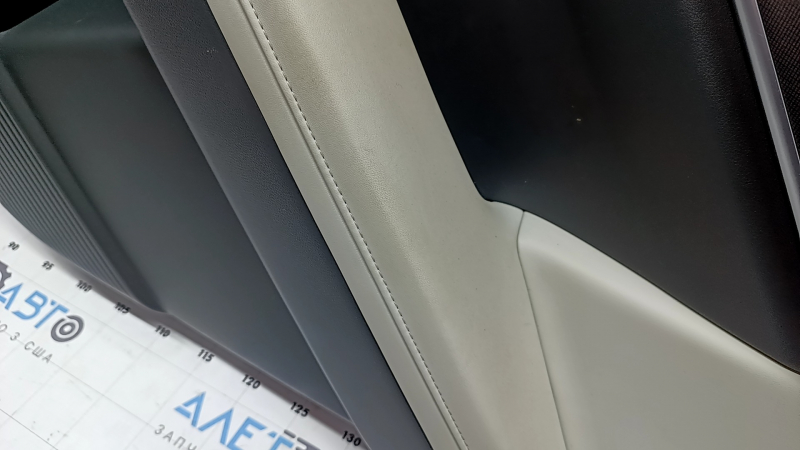 Hyundai Santa Fe 24-26 rear right door panel, gray, armrest and insert light gray, chrome molding, scratches on molding, ready for dry cleaning