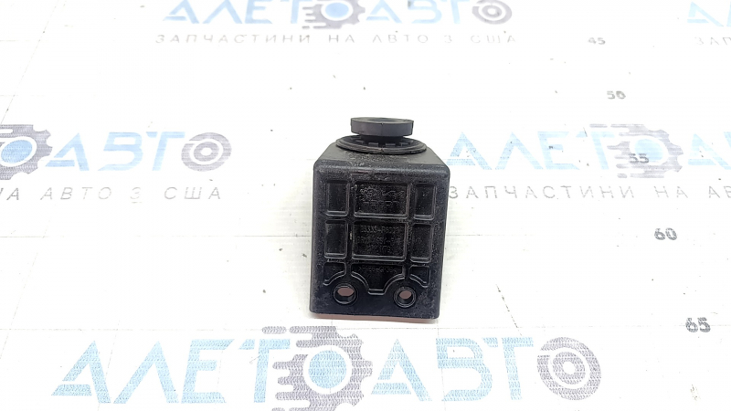 Upper left radiator mount Hyundai Santa Fe 24-26 HEV, 2.5 rubber + plastic