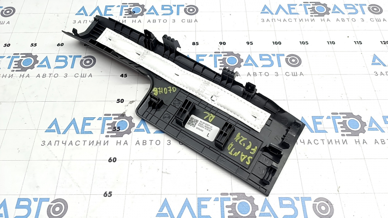 Inner rear left door sill plate for Hyundai Santa Fe 24-26, dark gray, scratches, cracked