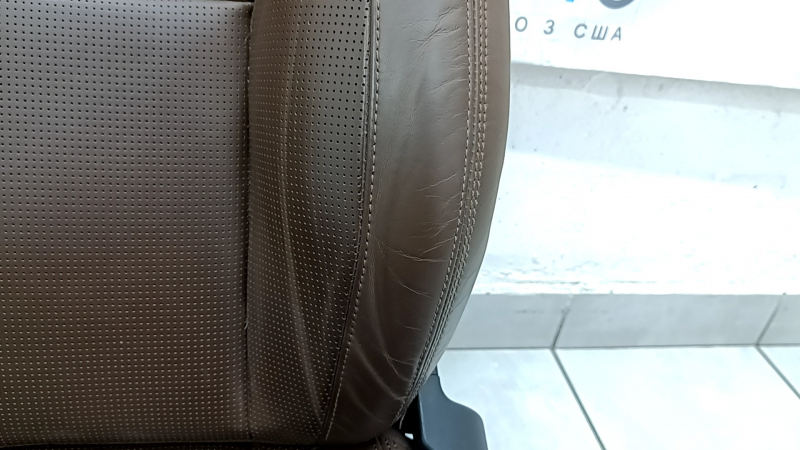Volvo XC60 22-26 driver's seat with airbag, electric, heated, ventilated, brown Nappa leather with perforation and knee support, wrinkled