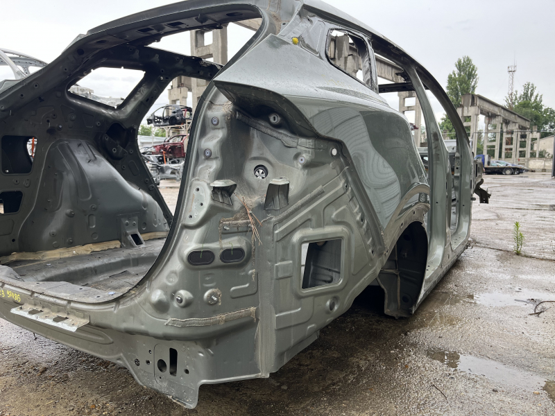 Kia Sportage 23-25 2.5 rear right quarter wing on the body, green