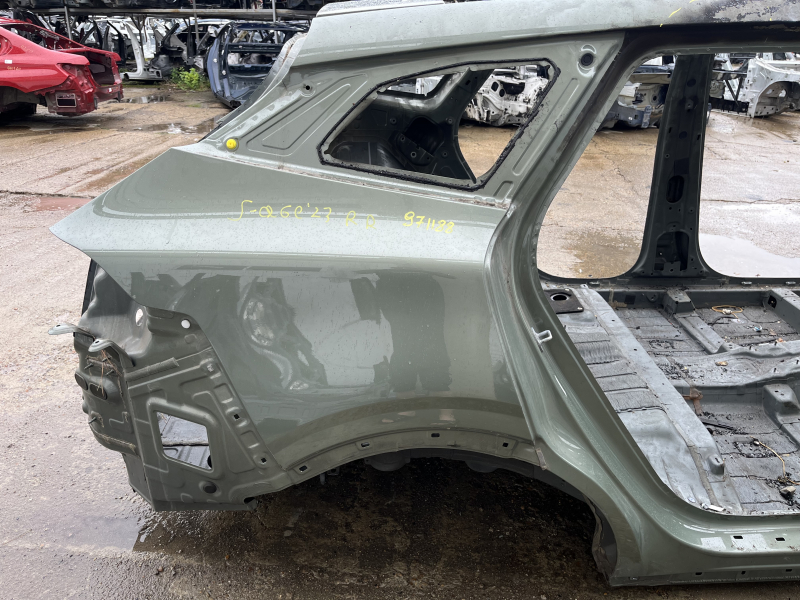 Kia Sportage 23-25 2.5 rear right quarter wing on the body, green
