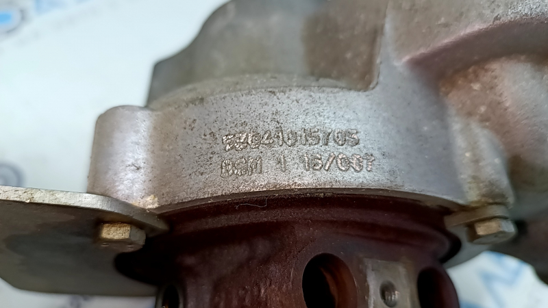 Volvo XC90 16-22 T5 158kW Turbocharger Assembly with Manifold, Impeller Play