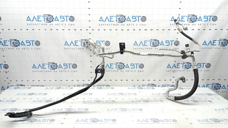 Hyundai Santa Fe 24-26 HEV air conditioner compressor-heater-condenser hose under the rear heater