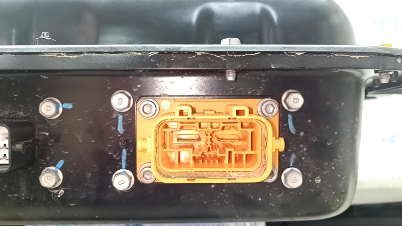 Hyundai Santa Fe 24-26 23k, 261V Battery Assembly