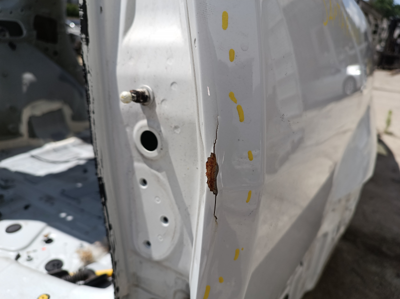 Quarter wing rear right Hyundai Santa Fe 24-26 on the body, white, dented