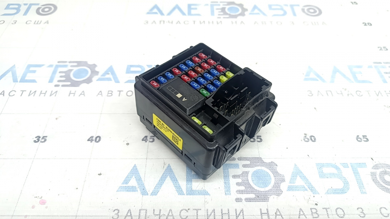 Hyundai Santa Fe 24-26 Underhood Fuse Box