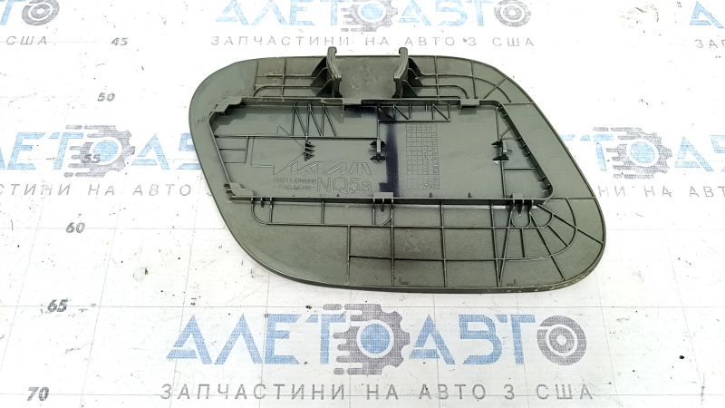 Kia Sportage 23-26 fuel filler flap