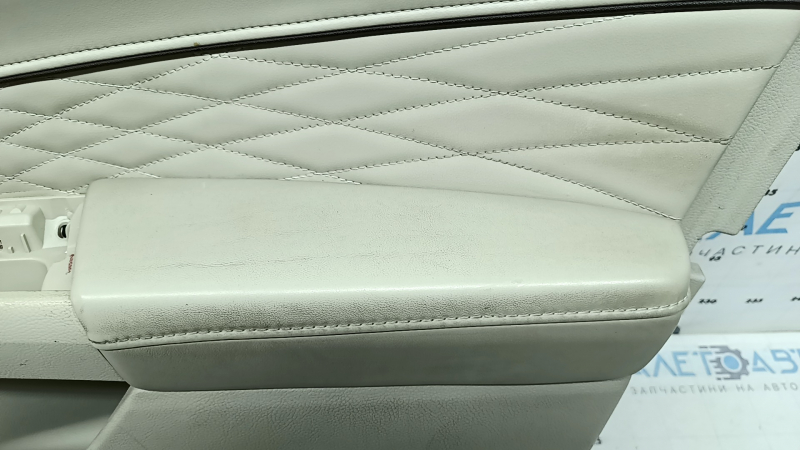 Front right door panel for Ford Fusion mk5 17-20, titanium, Platinum, gray leather, with gray diamond-pattern insert, wood-pattern insert, brown upper trim, with handle, backlit, scratches, dry-cleanable, whitened plastic