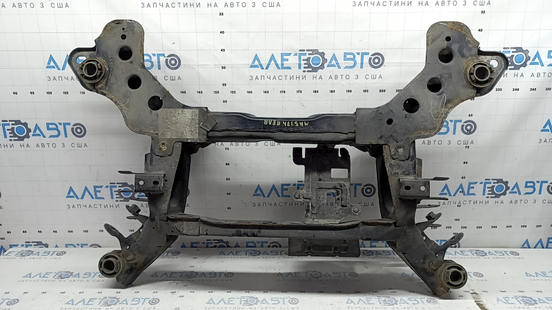 Ford Fusion mk5 13-20 FWD rear subframe rusty, 2 microcracks