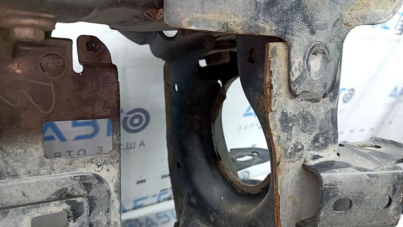 Ford Fusion mk5 13-20 FWD rear subframe rusty, 2 microcracks