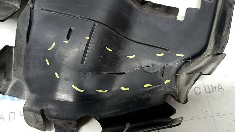 Right radiator deflector cracked for Audi A5 F5 20-25 2.0T, MHEV