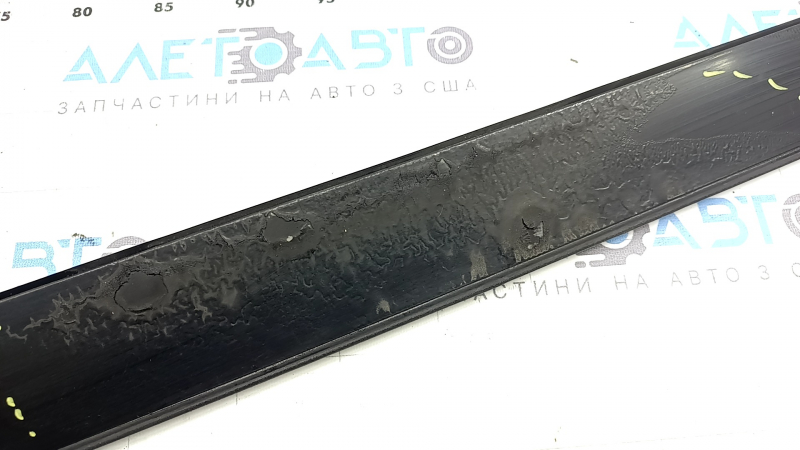 Right roof trim for Kia Sportage 23-26 under panoramic windows and roof rails, melted