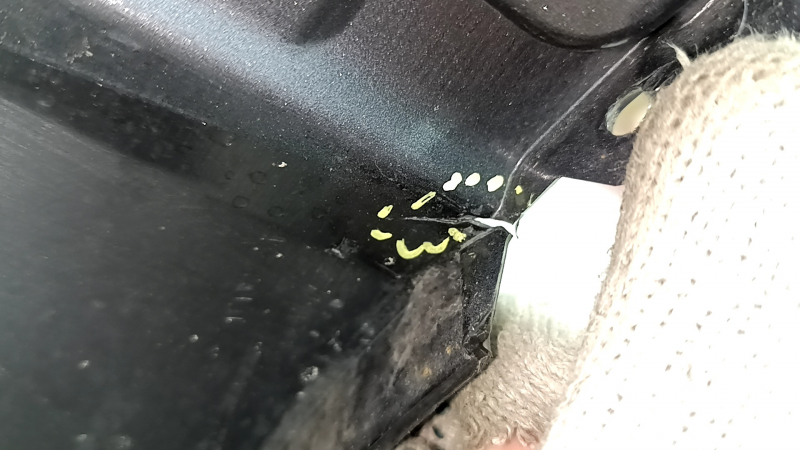 Subaru Forester 25-26 rear bumper, graphite, scratches, cracks, cracks in the fasteners