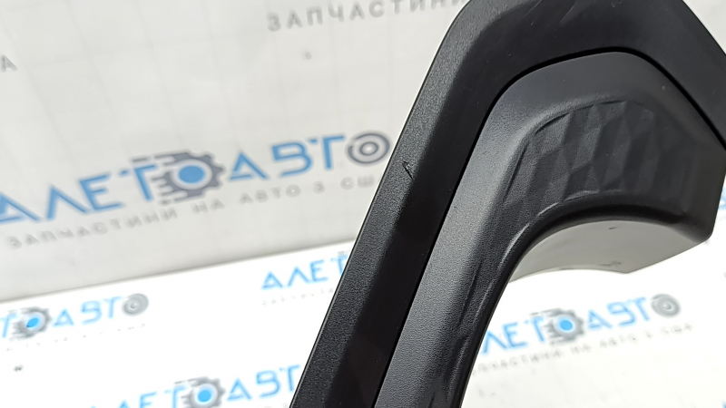 Subaru Forester 25-26 rear bumper lip, Base, Premium, with trim, scratches