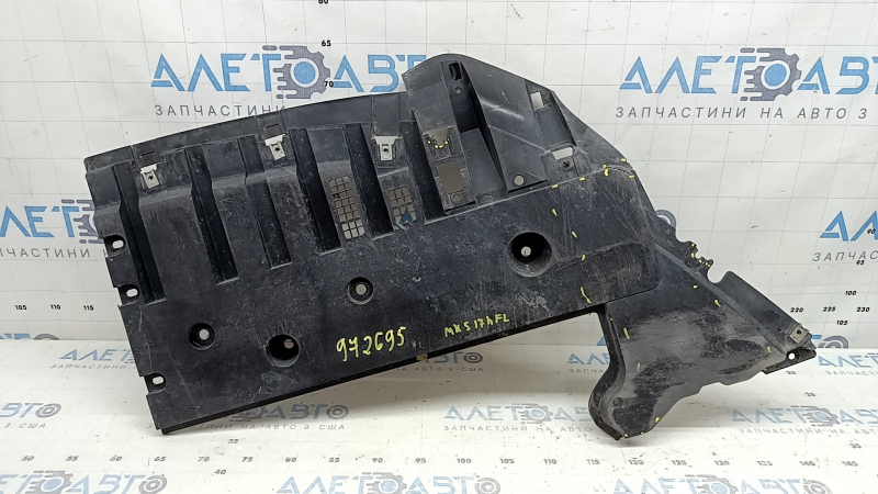 Ford Fusion mk5 17-20 front bumper guard, left, worn, cracked, missing fragment