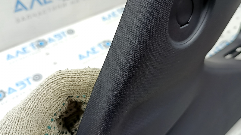 Left rear pillar trim for Subaru Forester 25-26, black, broken mount, scratches