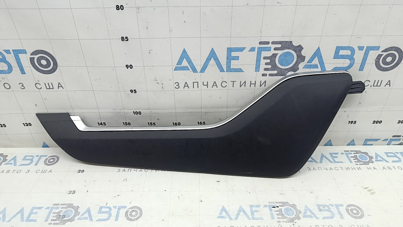 Toyota Highlander 20-26 right side center console trim, black, scratches