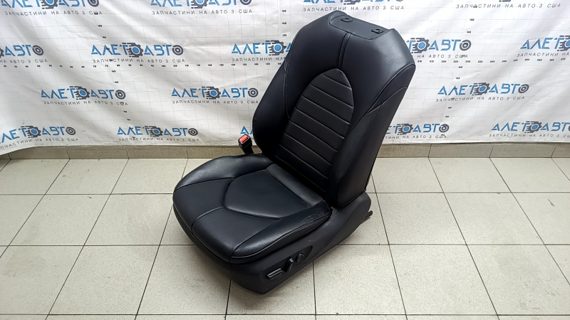 Toyota Highlander 22-23 driver's seat with airbag, electric, heated, black leather, XLE, creases on the leather