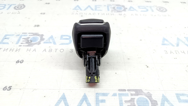 Toyota Highlander 20-26 black leather gear knob, scratches, worn