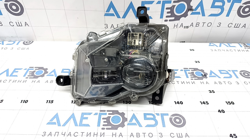 Left fog light for Lexus UX200 UX250h with 19-22 scratches