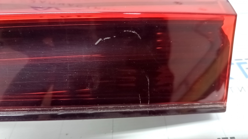 The inner lamp of the trunk lid of the central Lexus UX200 UX250h 19-22 without Luxury, scratches, break