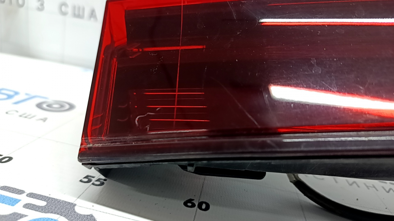 The inner lamp of the trunk lid of the central Lexus UX200 UX250h 19-22 without Luxury, scratches, break