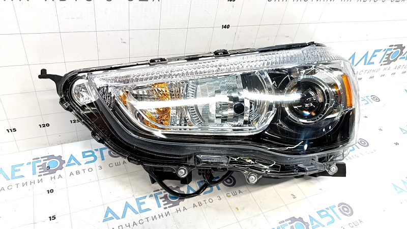 Mitsubishi Outlander Sport ASX 10-19 xenon left front headlight