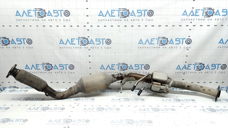 Toyota Highlander 20-26 hybrid heated exhaust pipe with catalytic converter