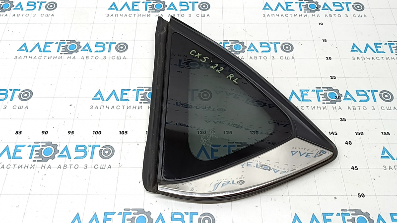 Mazda CX-5 17-25 tinted rear left window, seal peeling off