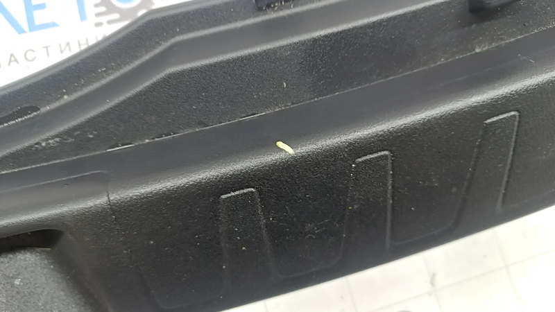 Lexus UX250h trunk opening trim 19-22 scratches, worn