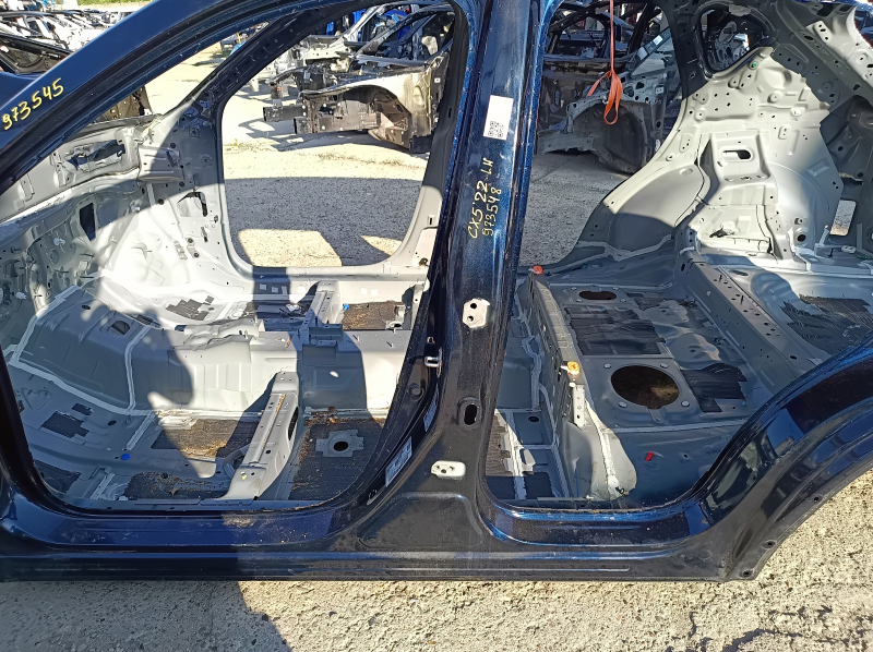 Mazda CX-5 17-25 body pillar, left center, on the body, bump