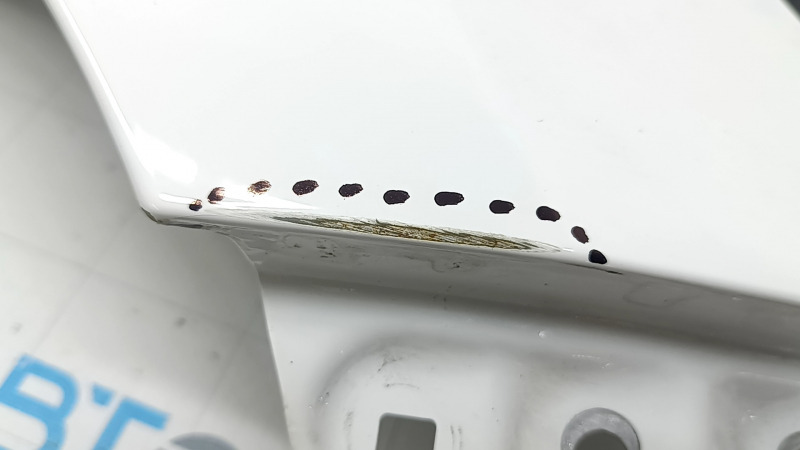 Front right fender Toyota Camry v70 18-24 white 040, dent, rubbed
