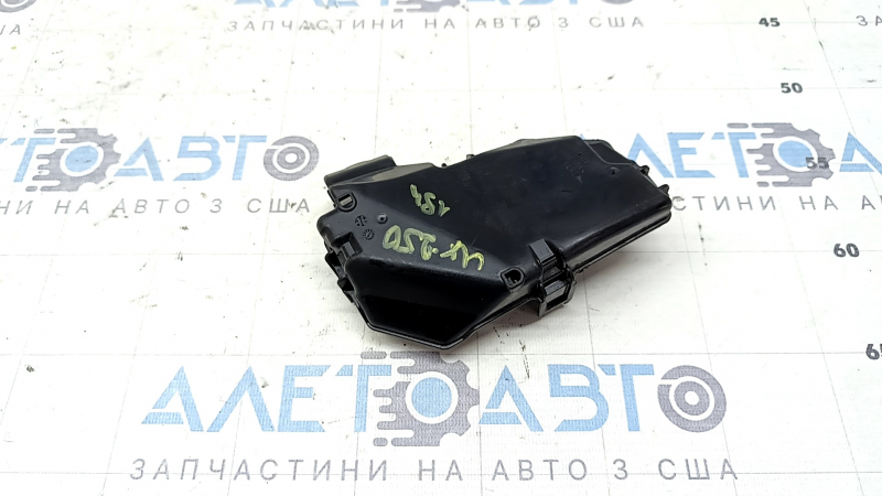 Lexus UX200 UX250h 19-24 right underhood fuse box cover, lower