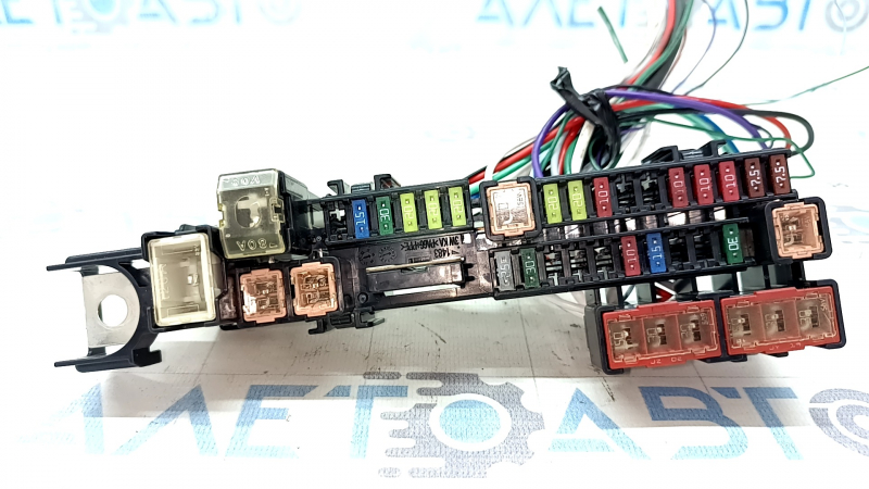 Lexus UX250h 19-24 large left underhood fuse box, no wiring