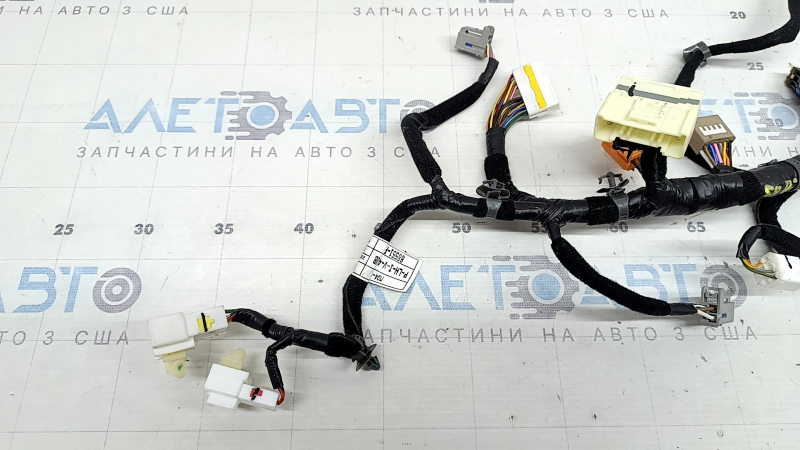 Wiring for the driver's seat of a Kia Sorento 21-24 HEV, PHEV for electric, heated, and ventilated operation