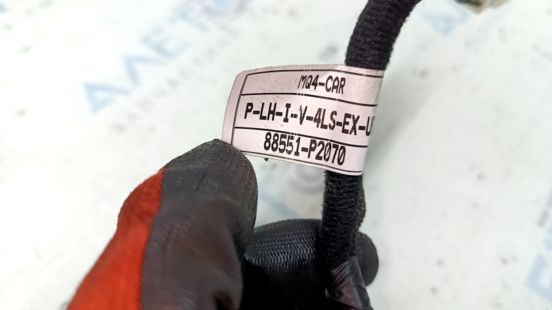 Wiring for the driver's seat of a Kia Sorento 21-24 HEV, PHEV for electric, heated, and ventilated operation