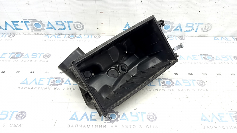 Air filter housing lower cover Toyota Camry v70 18- hybrid
