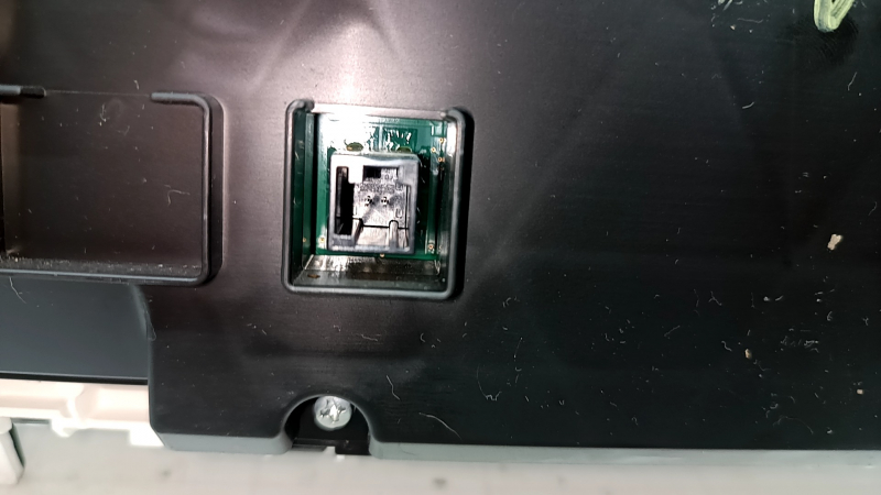 Honda Accord 23-26 hybrid instrument cluster, 56k, scratches, broken mount