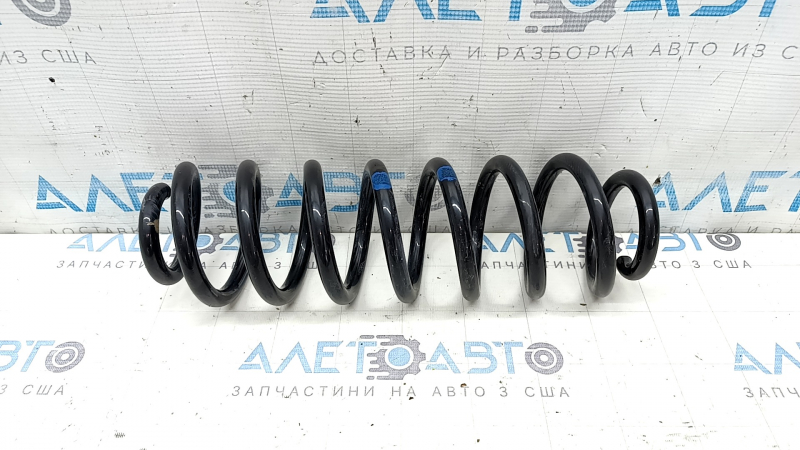 Rear right spring for Toyota Rav4 19-21 hybrid AWD, XSE, Japan built, 2-point stiffness, blue