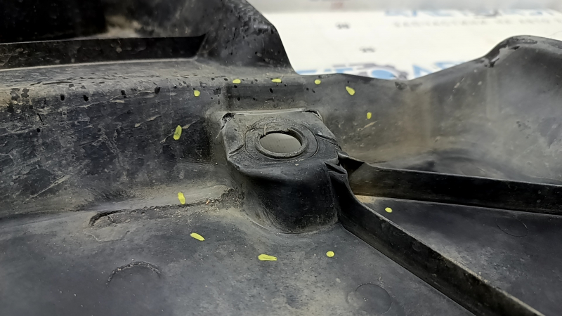 Front left underbody protection for Toyota Rav4 19-25 hybrid, Japan built, tears, dented fasteners