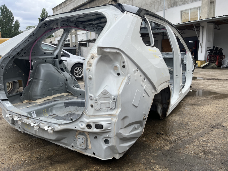 Quarter wing, rear right, Toyota Rav4 19-20, on the body, white, dented