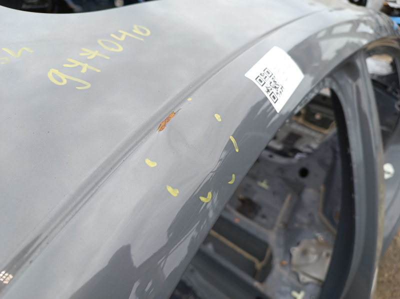 Metal roof for a 2020 Honda Accord, sunroof, dents on the body
