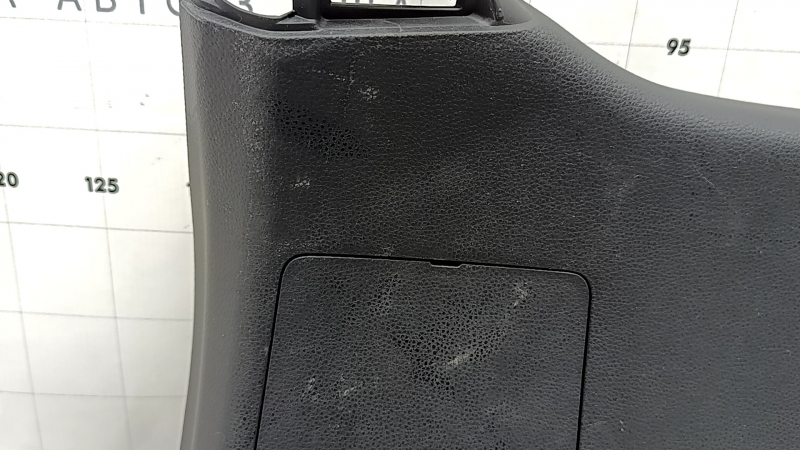 Lower tailgate trim for Toyota Rav4 19-25, black, with handles, scratches, worn