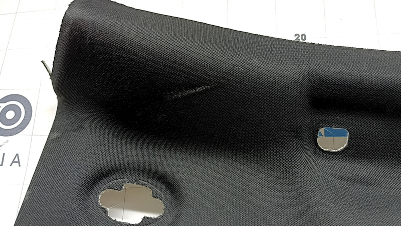 Black headliner for Toyota Rav4 19-20 (under the sunroof), creases, scratches, needs cleaning
